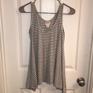 GRAY STRIPPED TANK